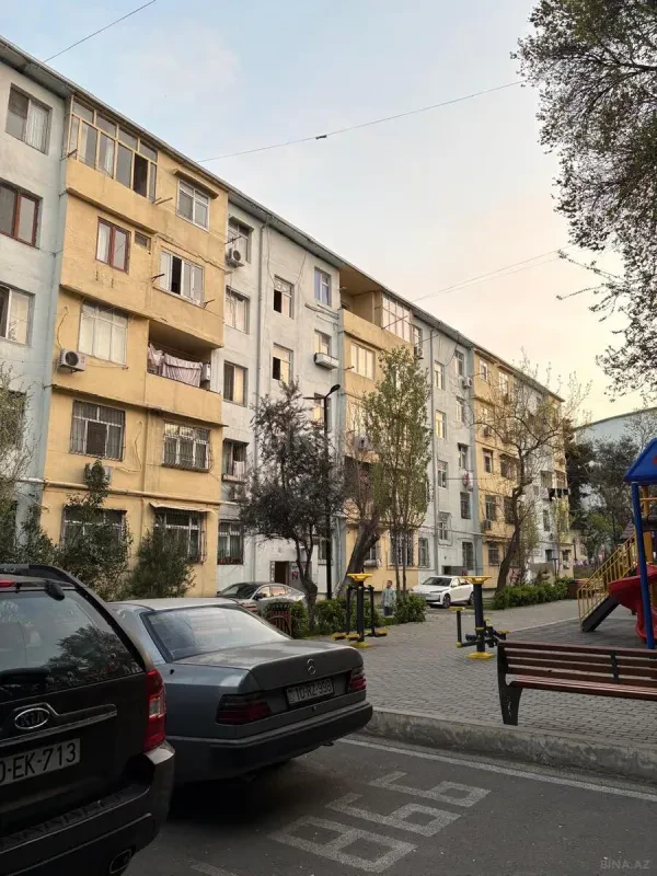 Satılır 2 otaqlı mənzil 60.3 m²