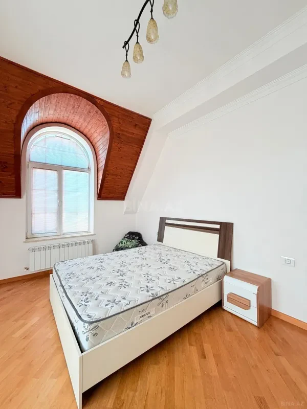 Kirayə verilir 6 otaqlı həyət evi 500 m²