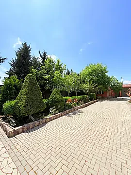 Kirayə verilir 6 otaqlı həyət evi 500 m²