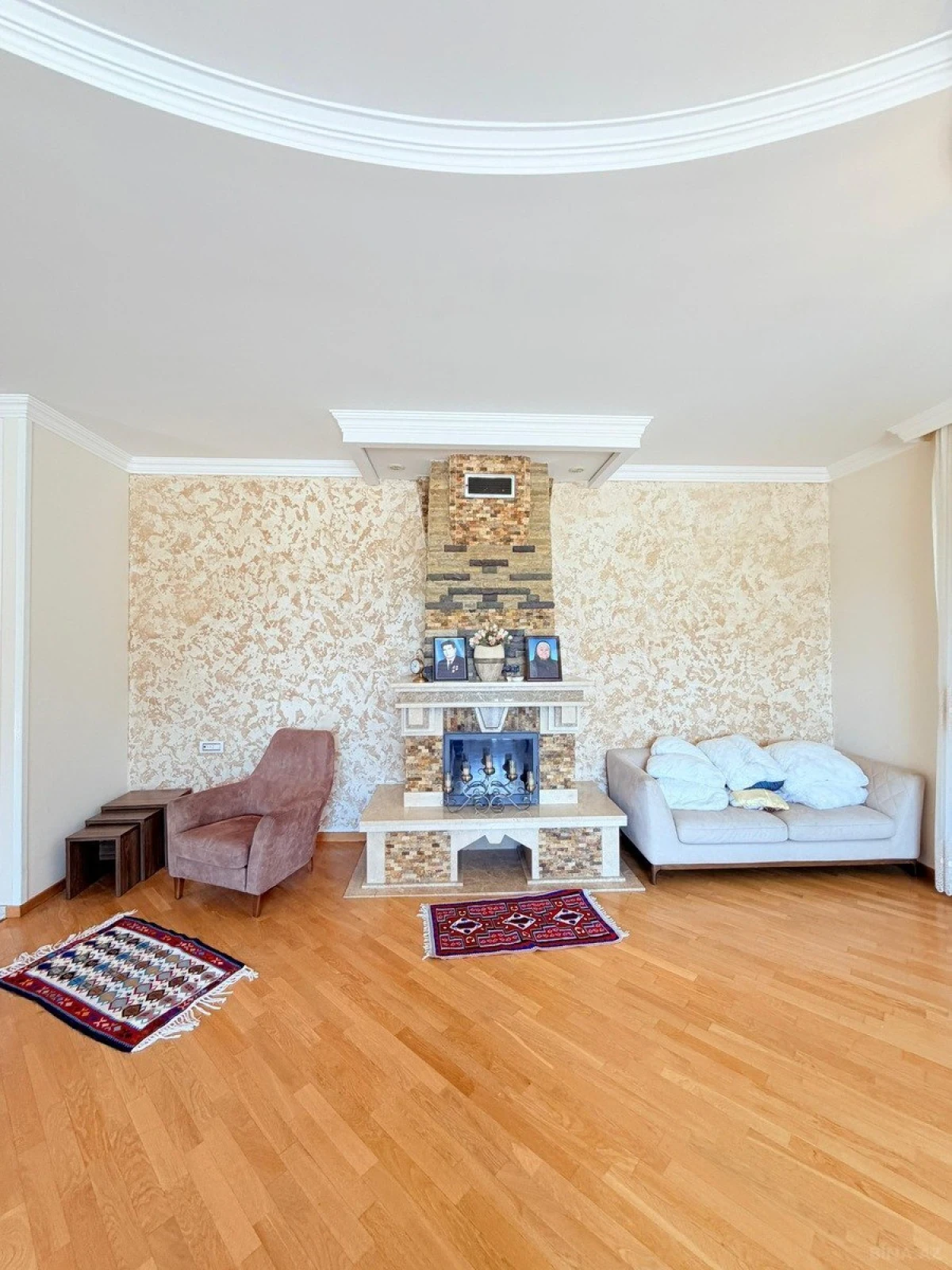 Kirayə verilir 6 otaqlı həyət evi 500 m²