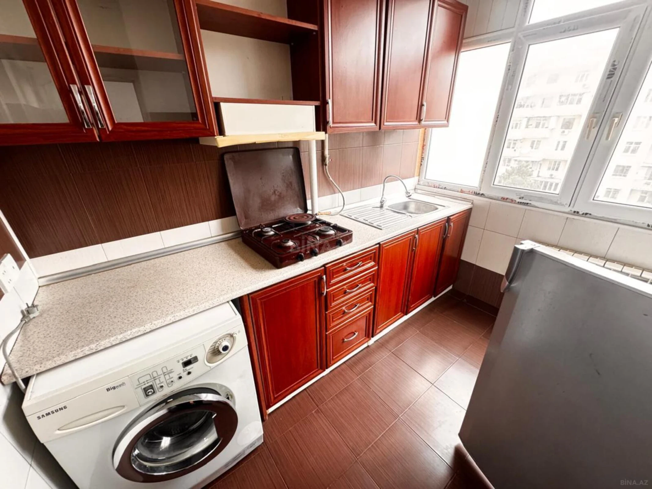 Kirayə verilir 3 otaqlı mənzil 100 m²
