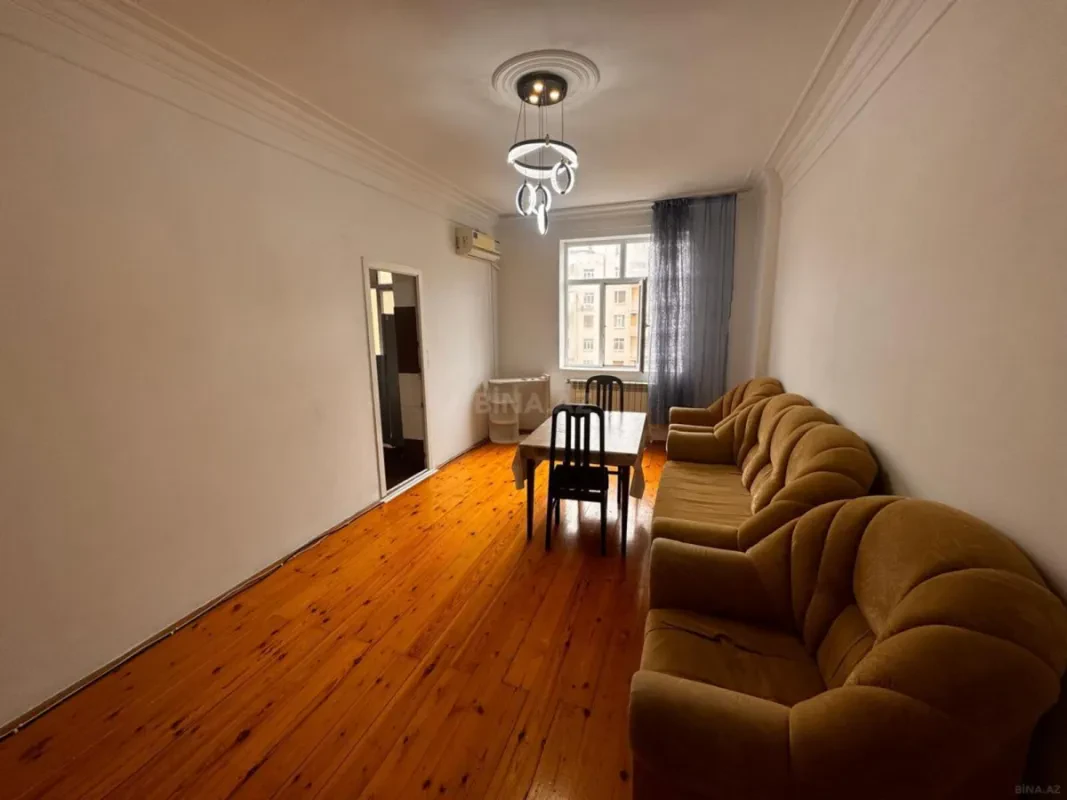 Kirayə verilir 3 otaqlı mənzil 100 m²