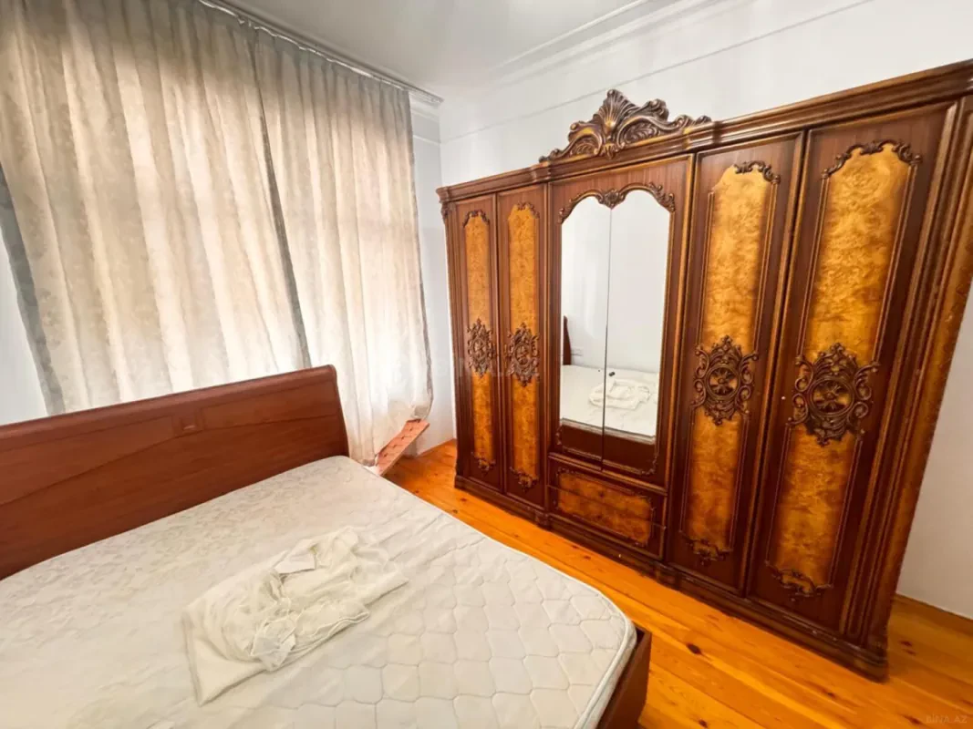 Kirayə verilir 3 otaqlı mənzil 100 m²