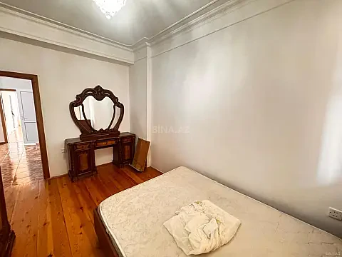 Kirayə verilir 3 otaqlı mənzil 100 m²