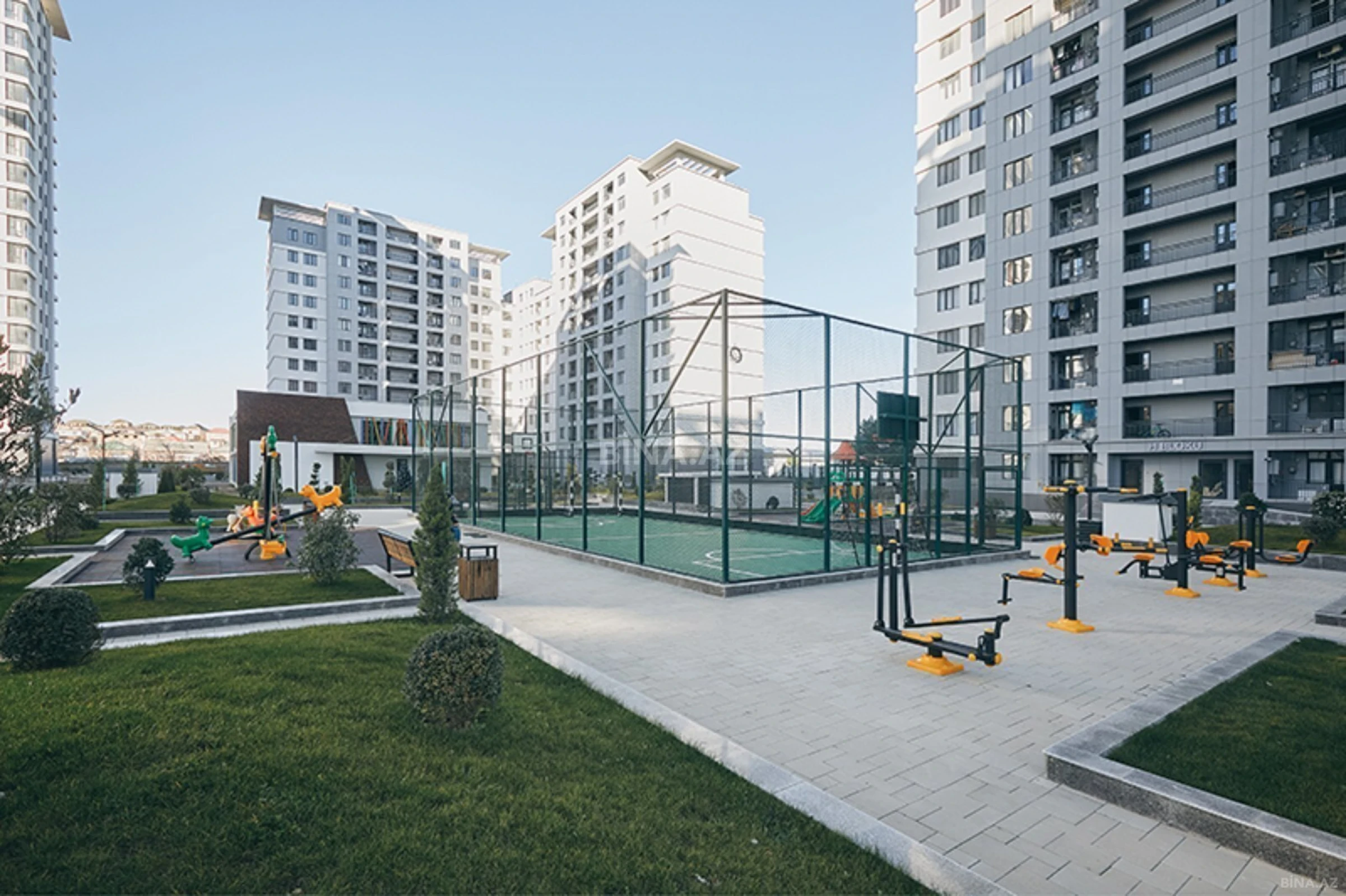 Satılır 3 otaqlı mənzil 95 m²