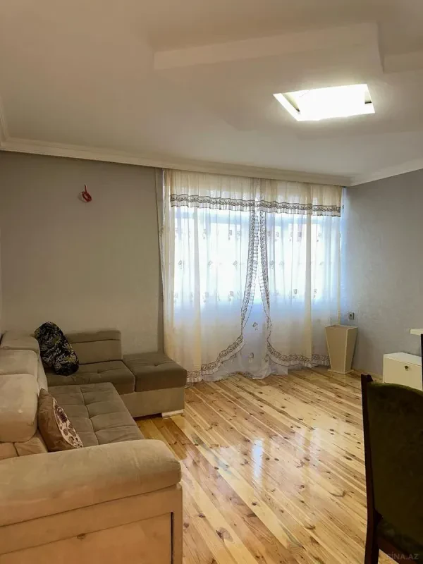 Kirayə verilir 3 otaqlı mənzil 80 m²