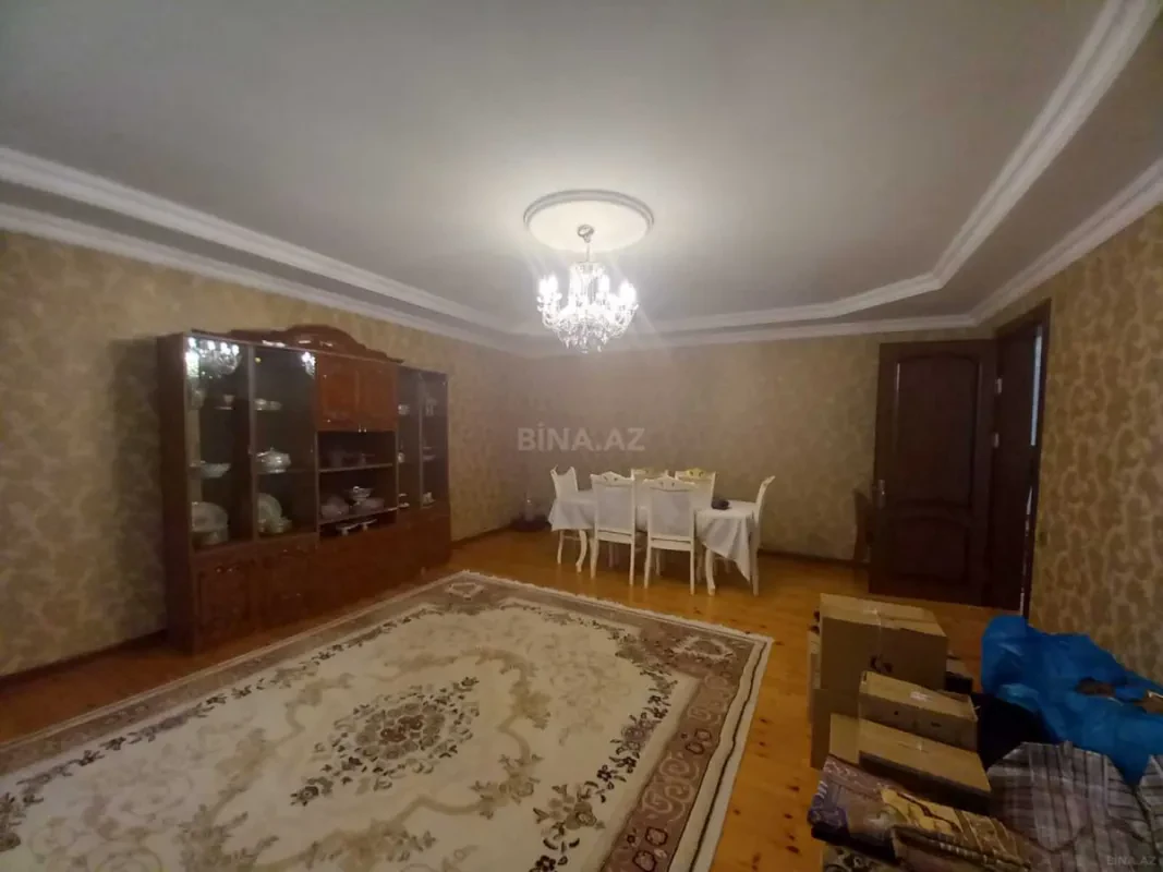 Satılır 4 otaqlı həyət evi 155 m²