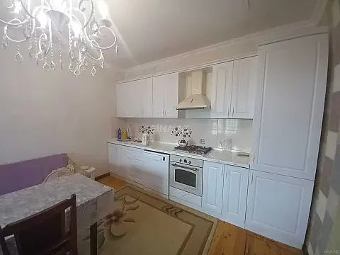 Satılır 4 otaqlı həyət evi 155 m²