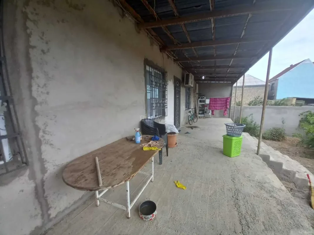Satılır 4 otaqlı həyət evi 155 m²