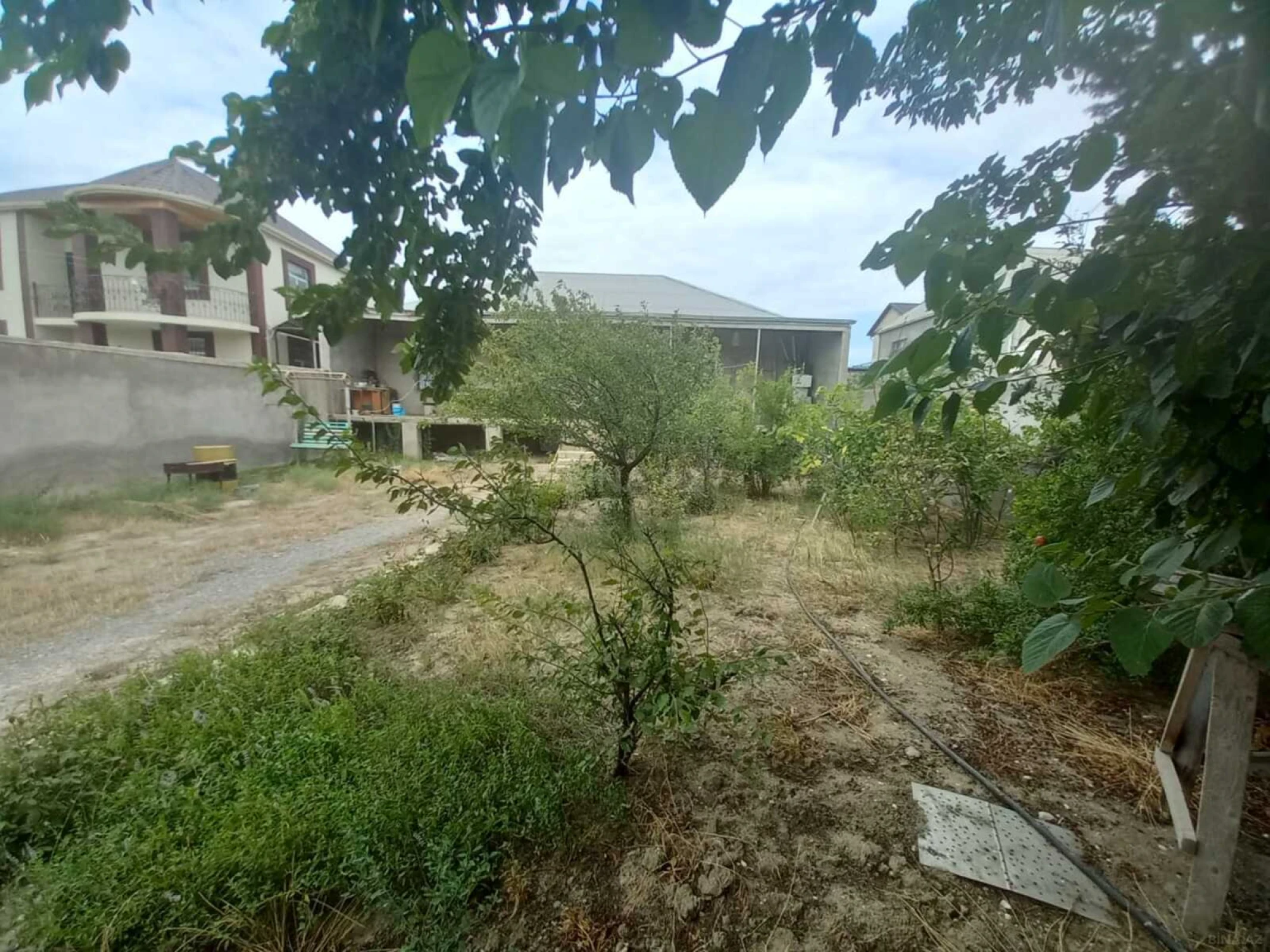 Satılır 4 otaqlı həyət evi 155 m²