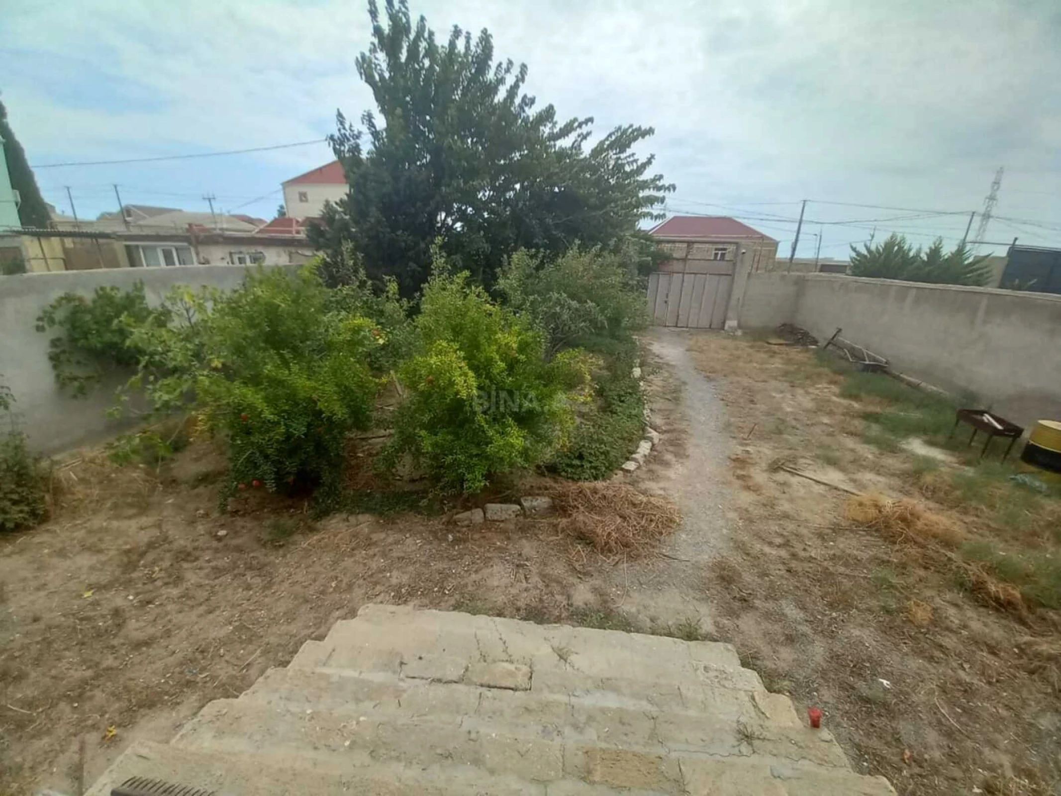 Satılır 4 otaqlı həyət evi 155 m²
