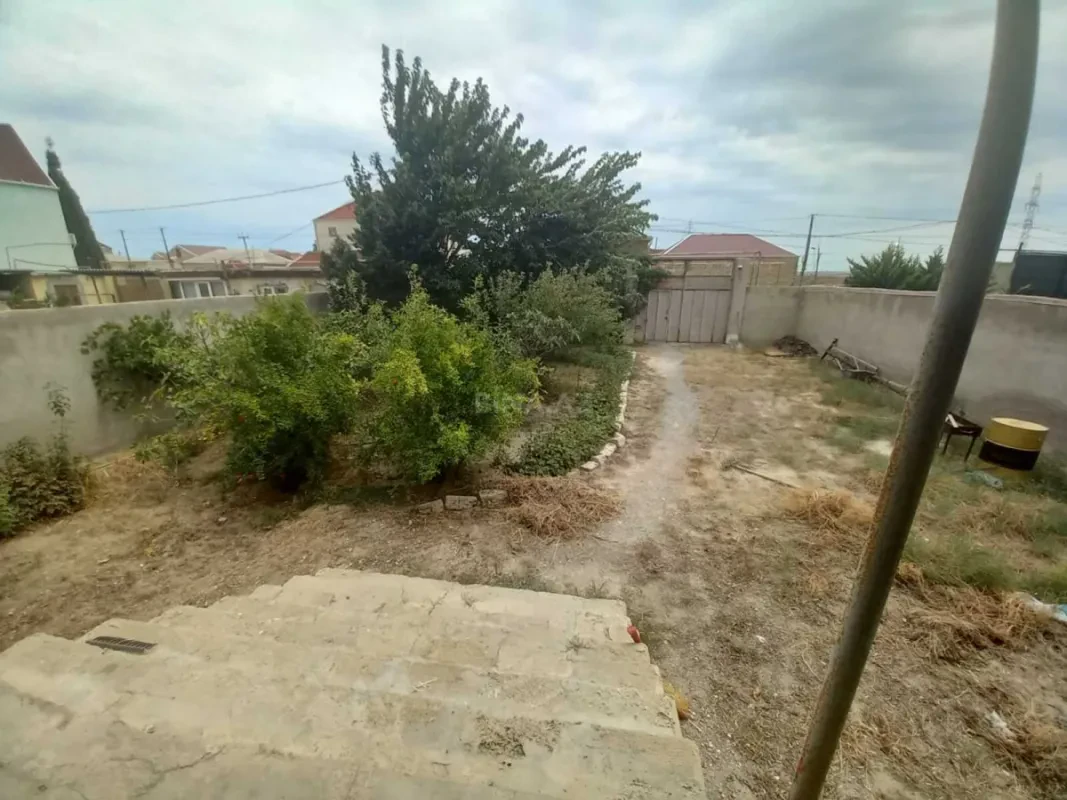 Satılır 4 otaqlı həyət evi 155 m²