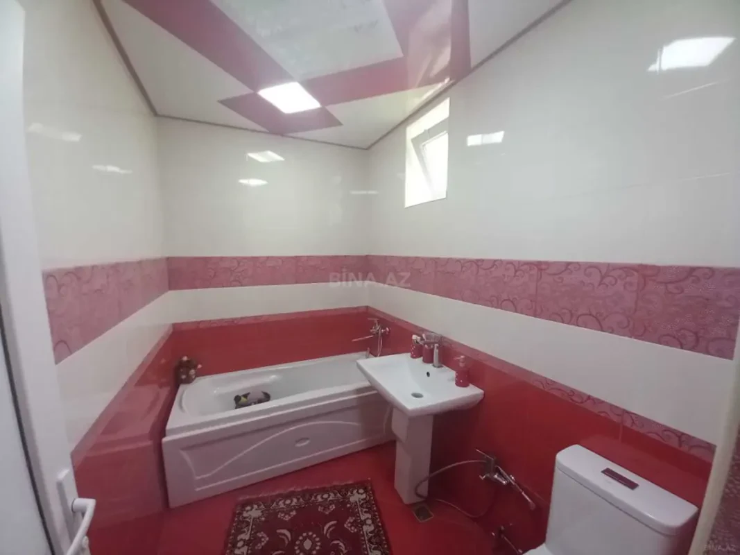 Satılır 4 otaqlı həyət evi 155 m²
