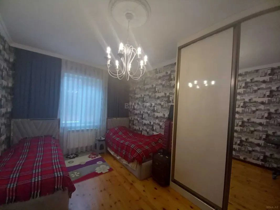 Satılır 4 otaqlı həyət evi 155 m²