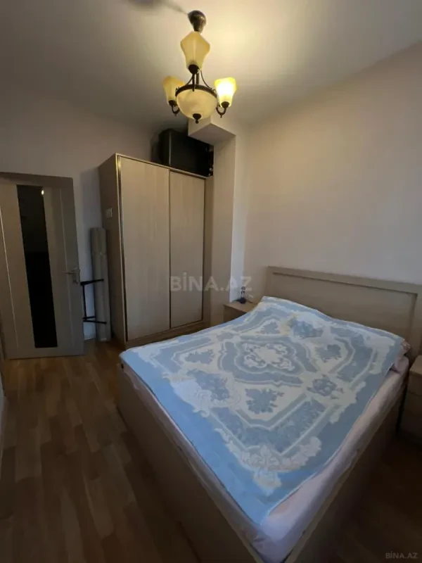 Satılır 2 otaqlı mənzil 55 m²
