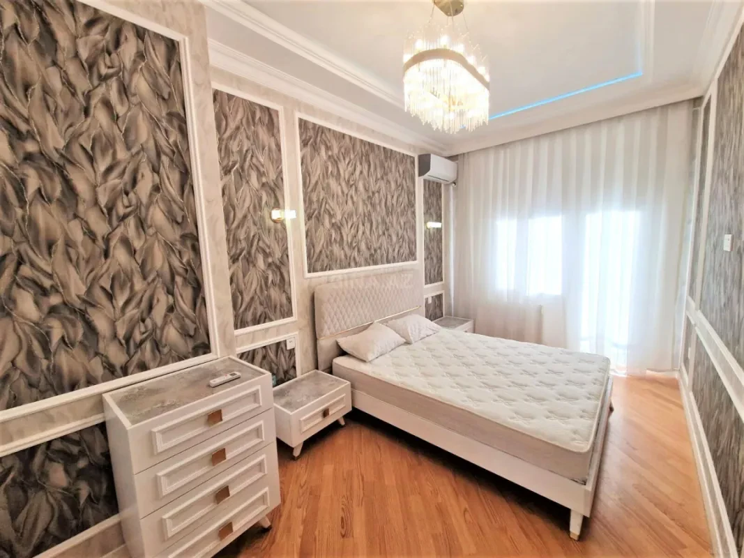 Kirayə verilir 2 otaqlı mənzil 70 m²