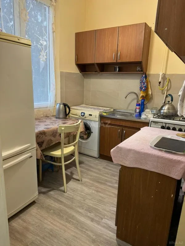 Kirayə verilir 2 otaqlı mənzil 60 m²