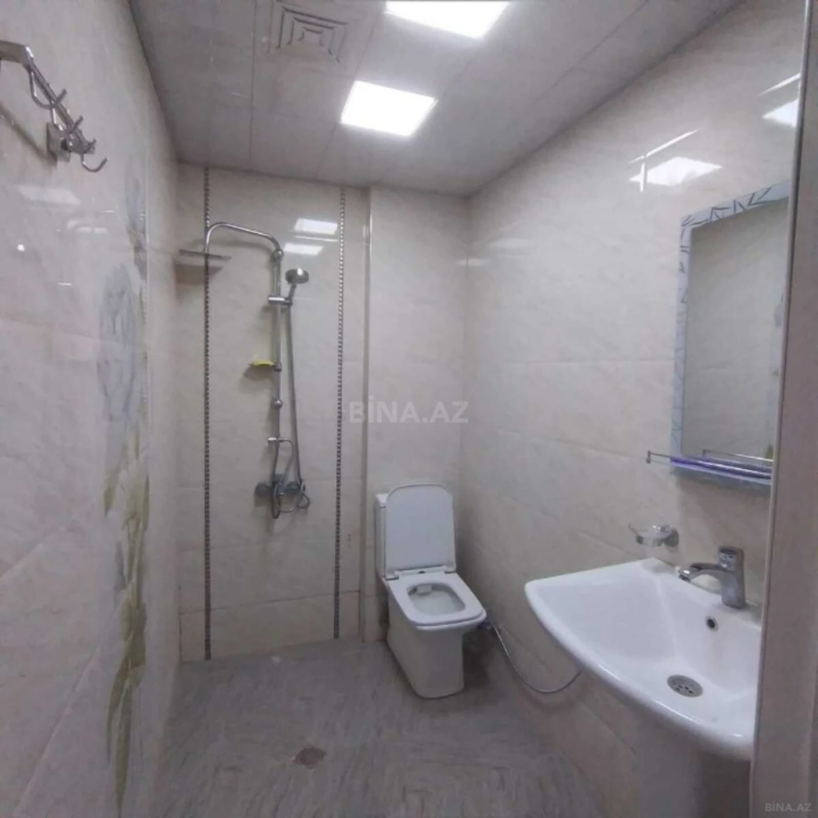 Kirayə verilir 3 otaqlı mənzil 70 m²
