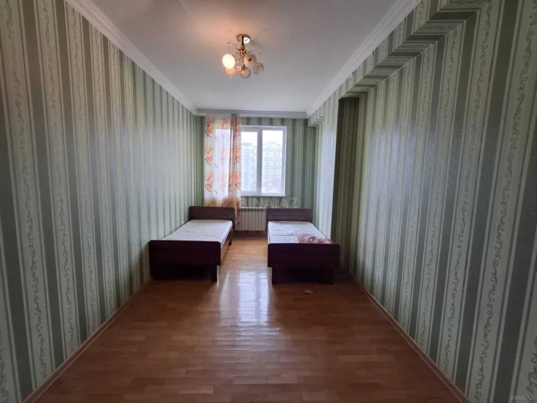 Kirayə verilir 3 otaqlı mənzil 111 m²