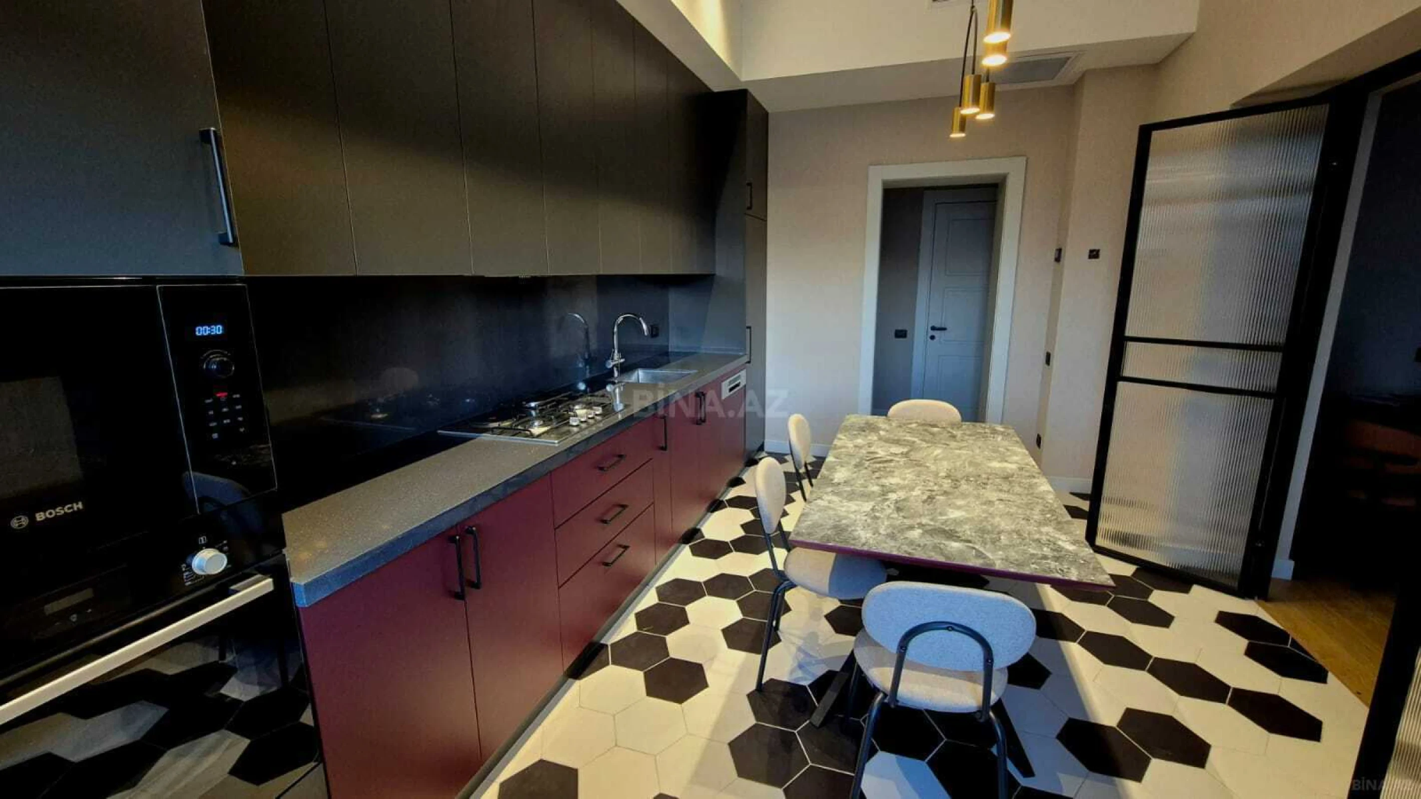 Kirayə verilir 2 otaqlı mənzil 100 m²