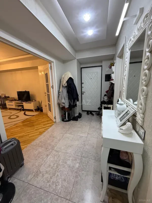 Satılır 2 otaqlı mənzil 80 m²