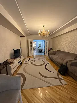Satılır 2 otaqlı mənzil 80 m²