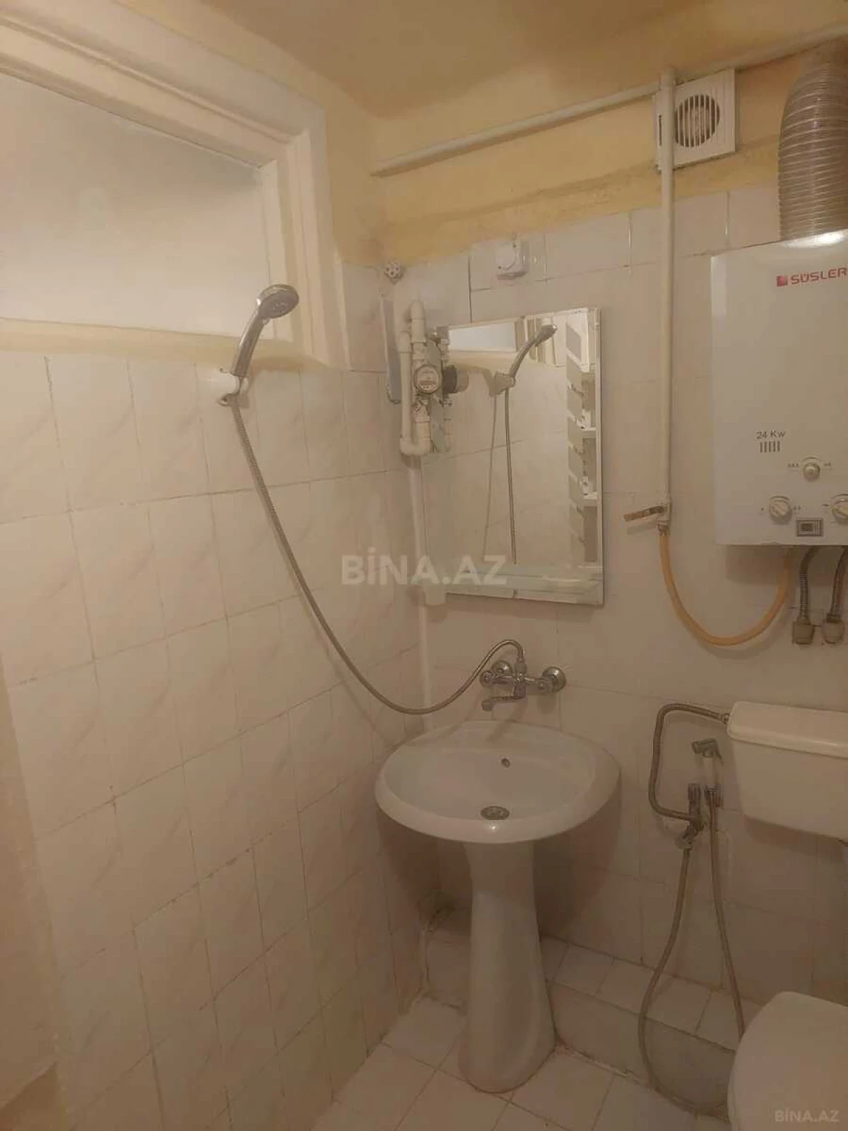 Kirayə verilir 2 otaqlı mənzil 50 m²