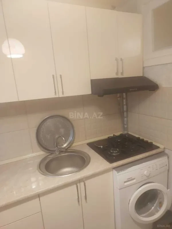 Kirayə verilir 2 otaqlı mənzil 50 m²