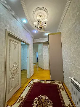Kirayə verilir 3 otaqlı mənzil 130 m²