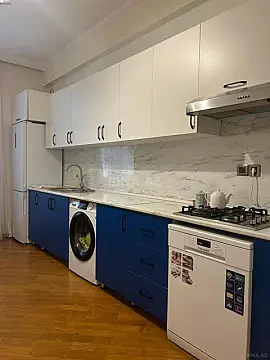 Kirayə verilir 2 otaqlı mənzil 85 m²