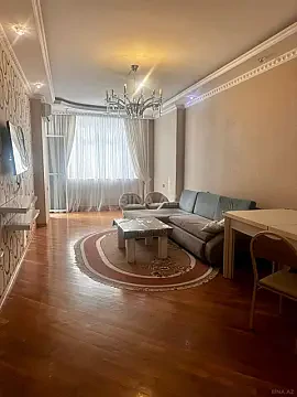 Kirayə verilir 3 otaqlı mənzil 122 m²
