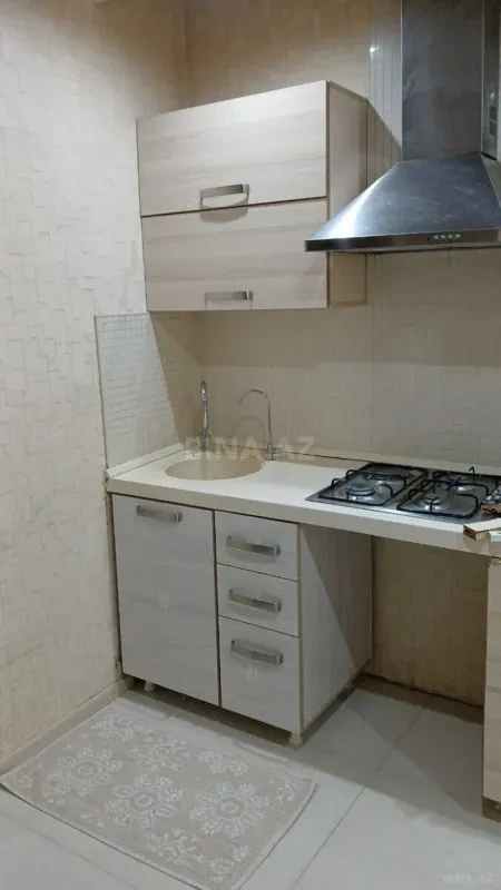 Kirayə verilir 3 otaqlı mənzil 122 m²