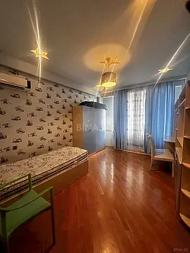 Kirayə verilir 3 otaqlı mənzil 122 m²