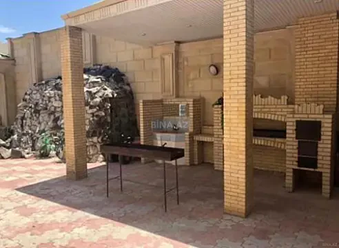 Kirayə verilir 9 otaqlı həyət evi 200 m²