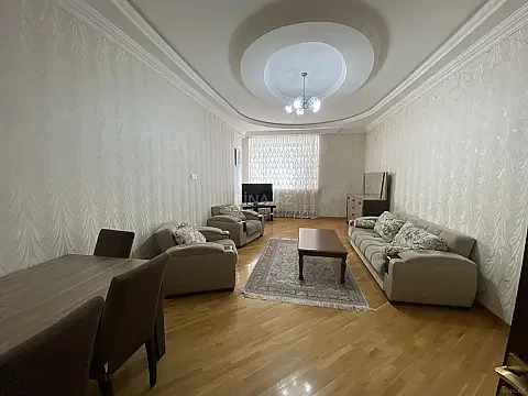 Kirayə verilir 3 otaqlı mənzil 120 m²