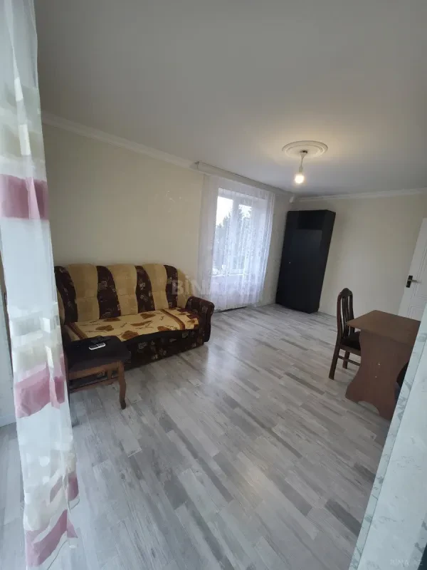 Satılır 1 otaqlı mənzil 40 m²