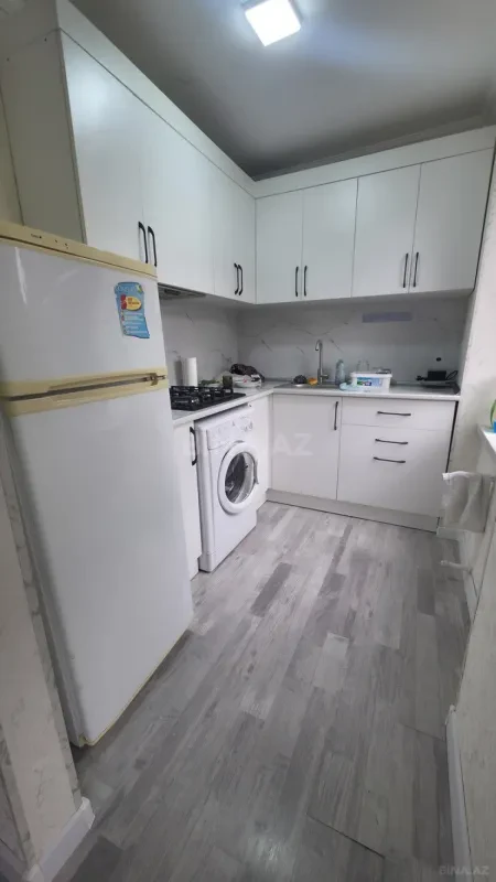 Satılır 1 otaqlı mənzil 40 m²