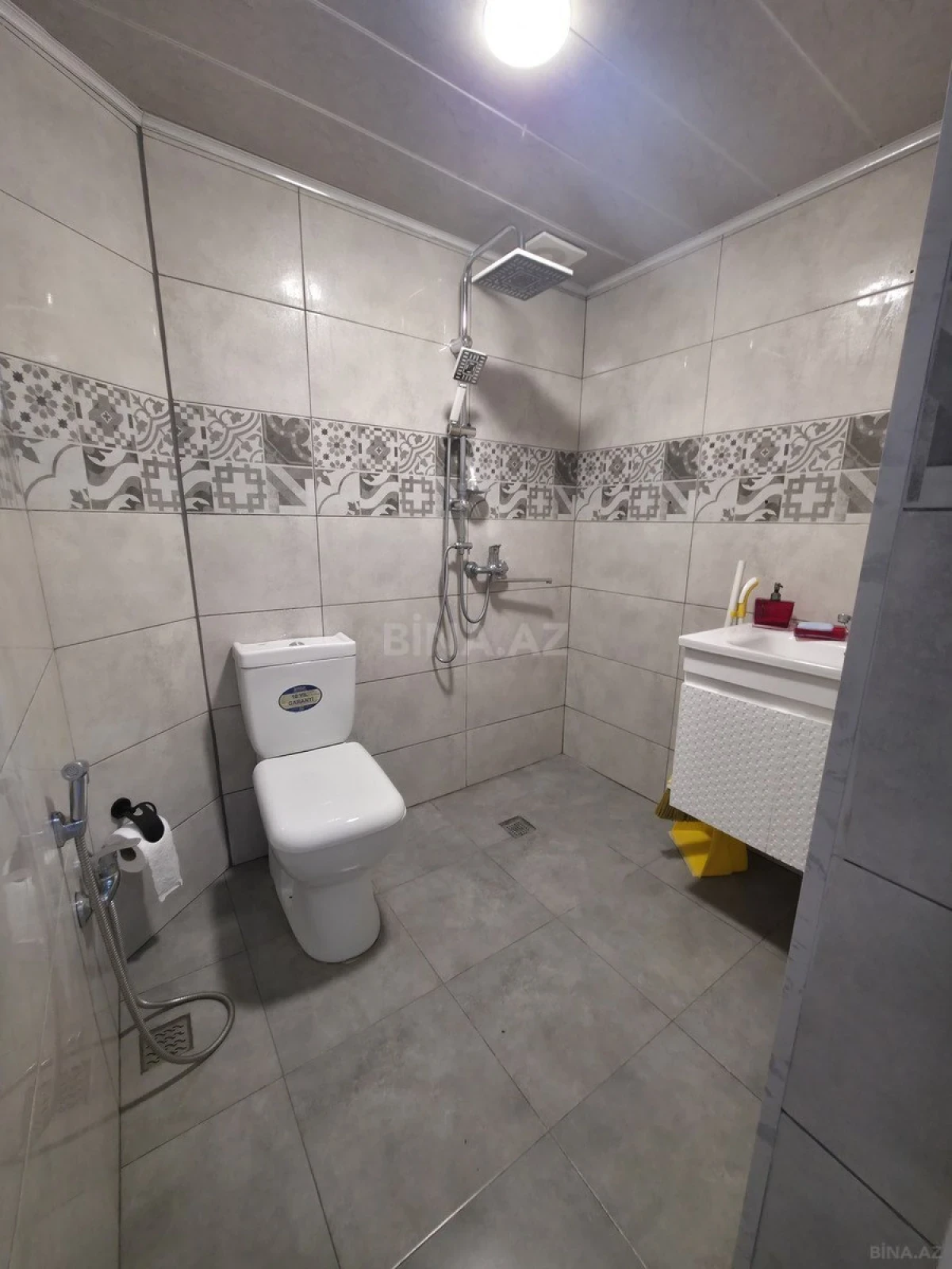 Satılır 1 otaqlı mənzil 40 m²
