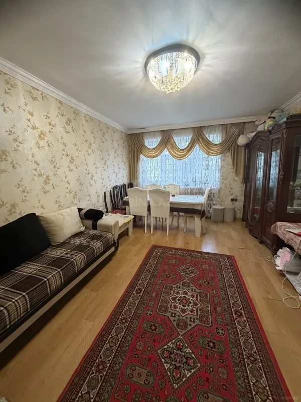 Satılır 3 otaqlı mənzil 70 m²