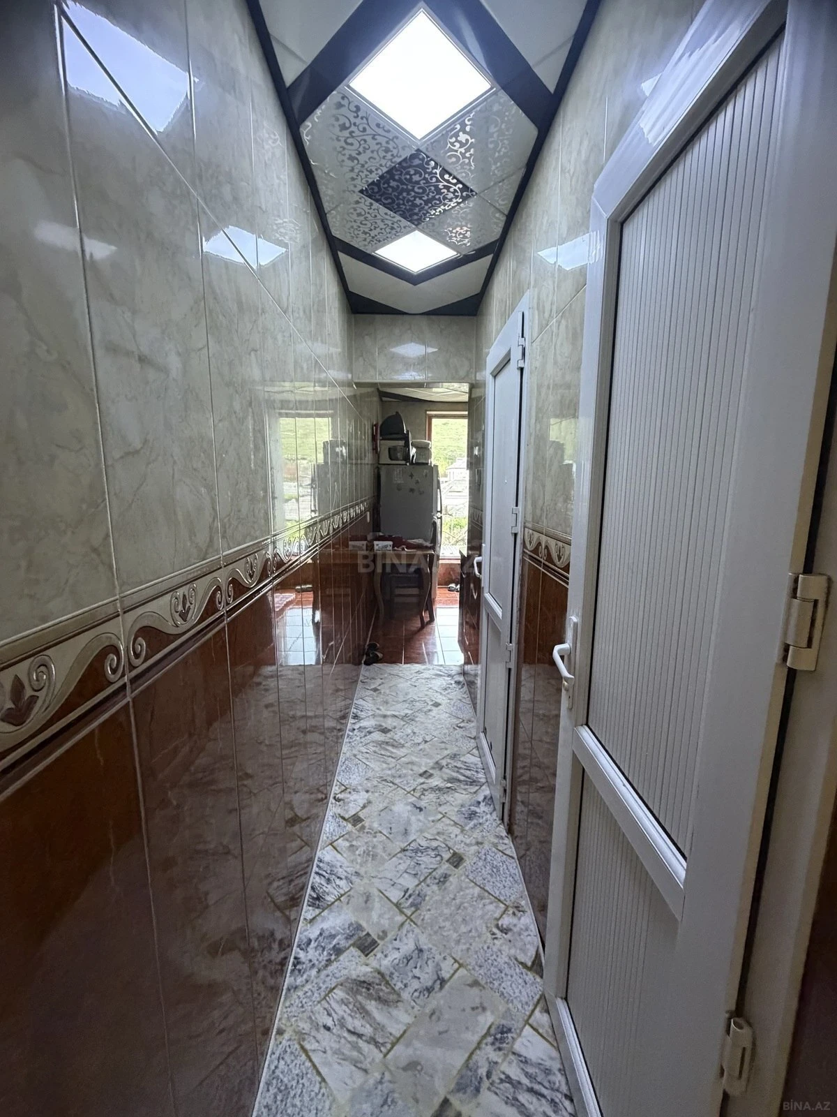 Satılır 3 otaqlı mənzil 70 m²