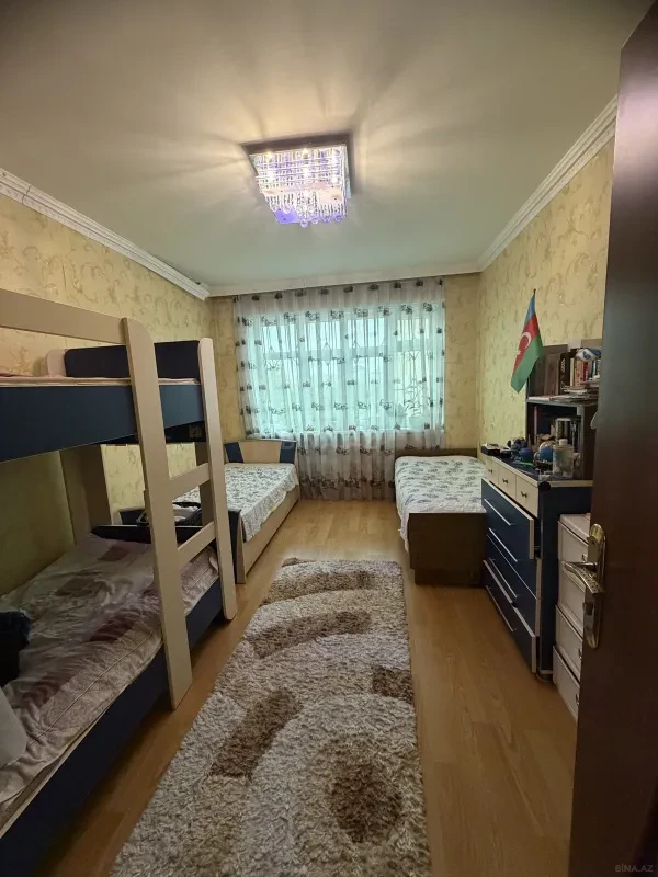 Satılır 3 otaqlı mənzil 70 m²