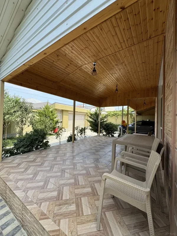 Satılır 7 otaqlı həyət evi 260 m²