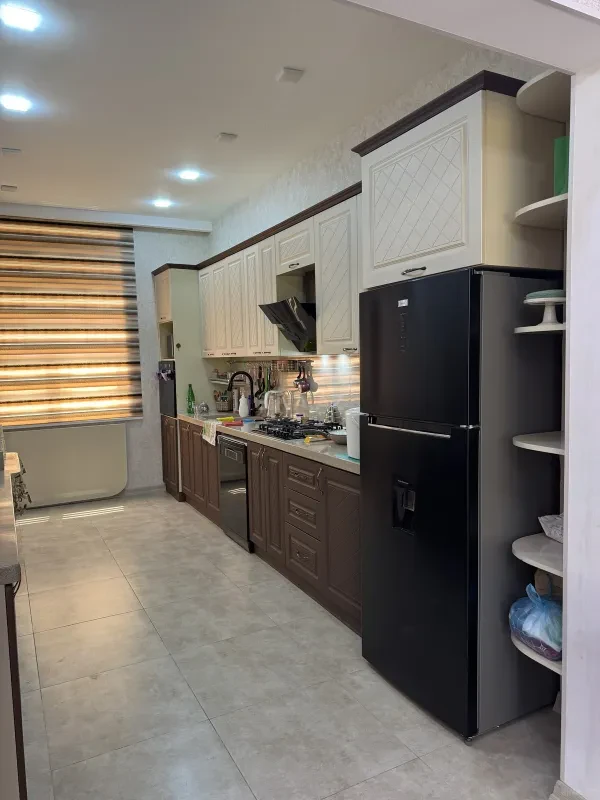 Satılır 7 otaqlı həyət evi 260 m²