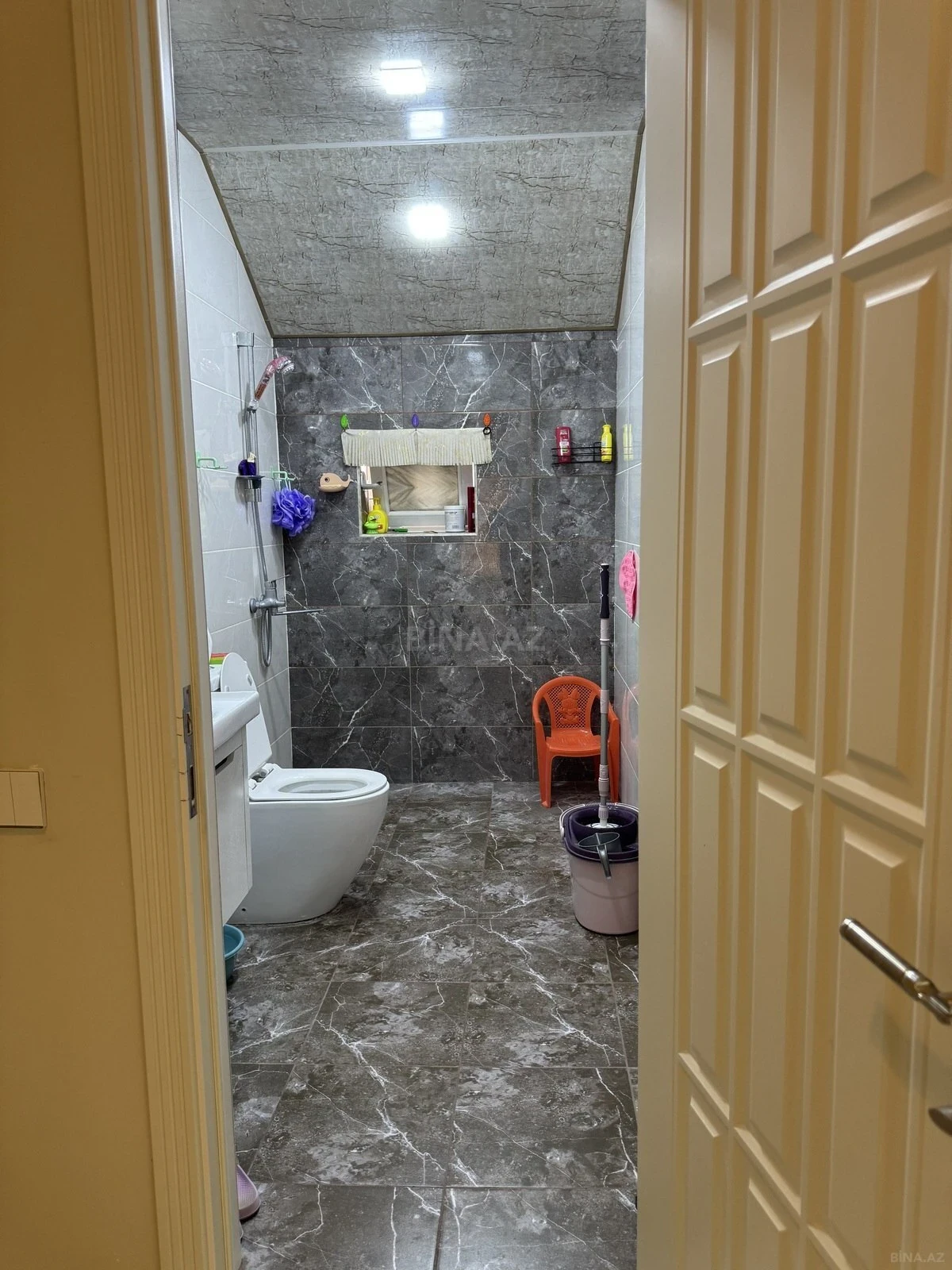 Satılır 7 otaqlı həyət evi 260 m²
