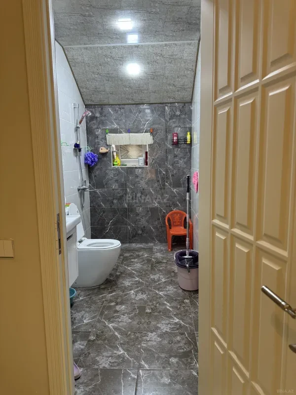 Satılır 7 otaqlı həyət evi 260 m²