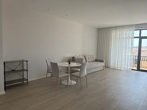 Kirayə verilir 2 otaqlı mənzil 105 m²