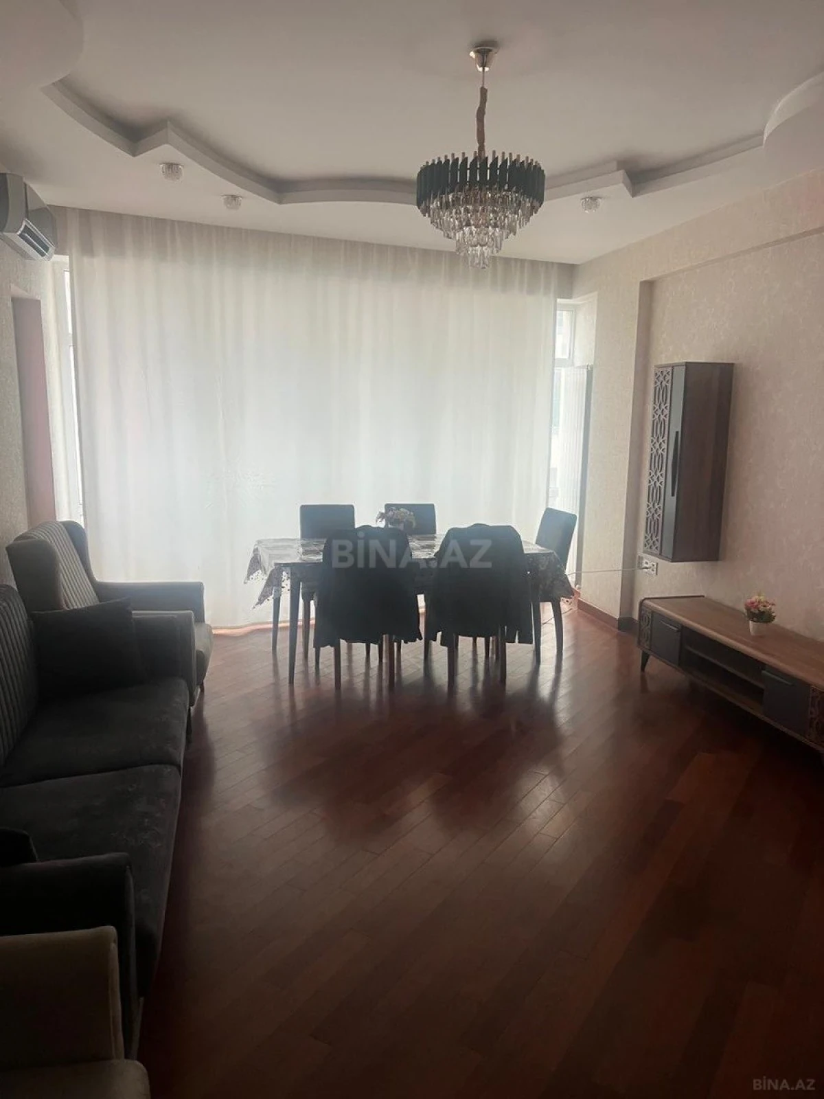 Kirayə verilir 3 otaqlı mənzil 115 m²