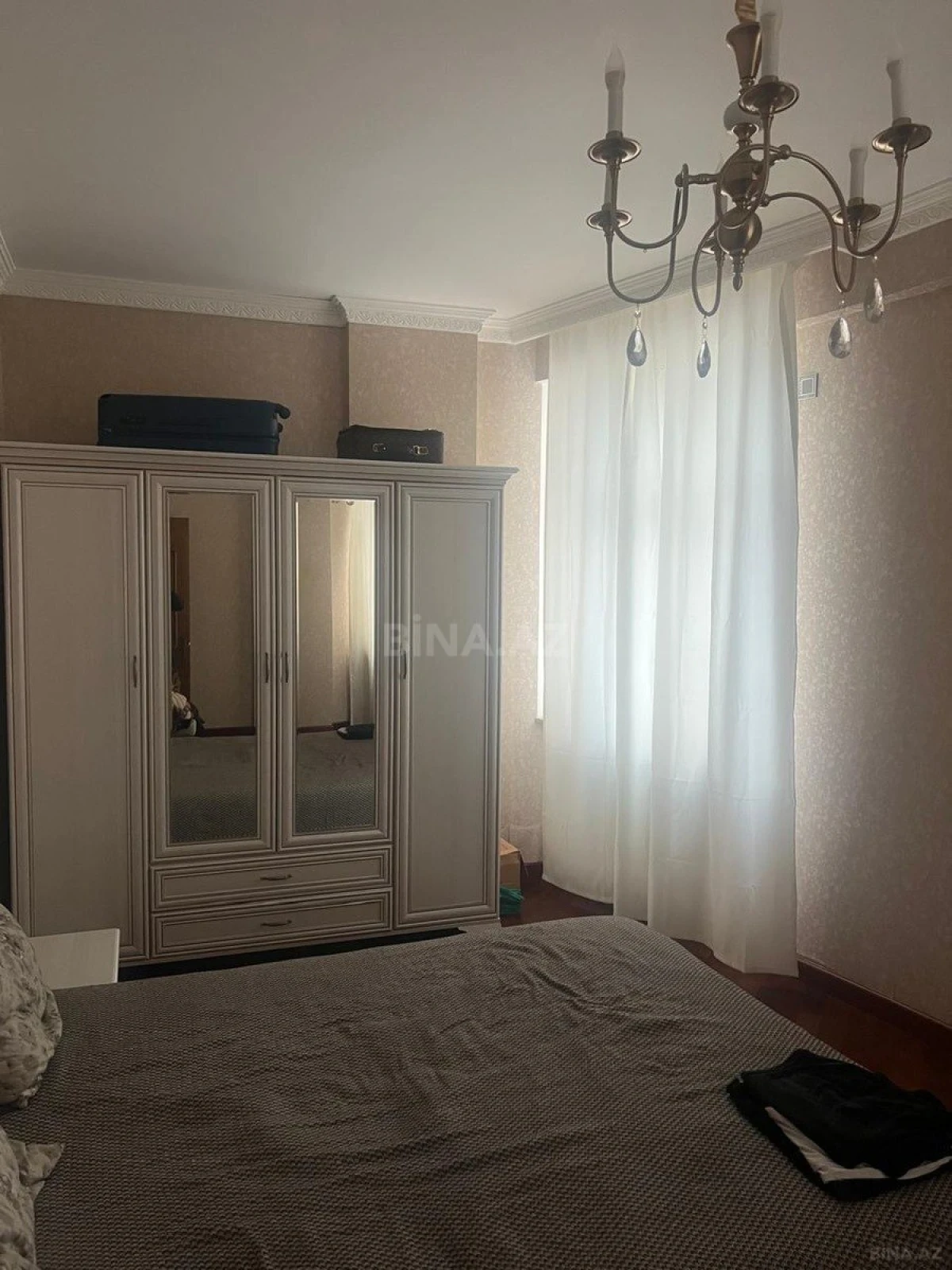 Kirayə verilir 3 otaqlı mənzil 115 m²