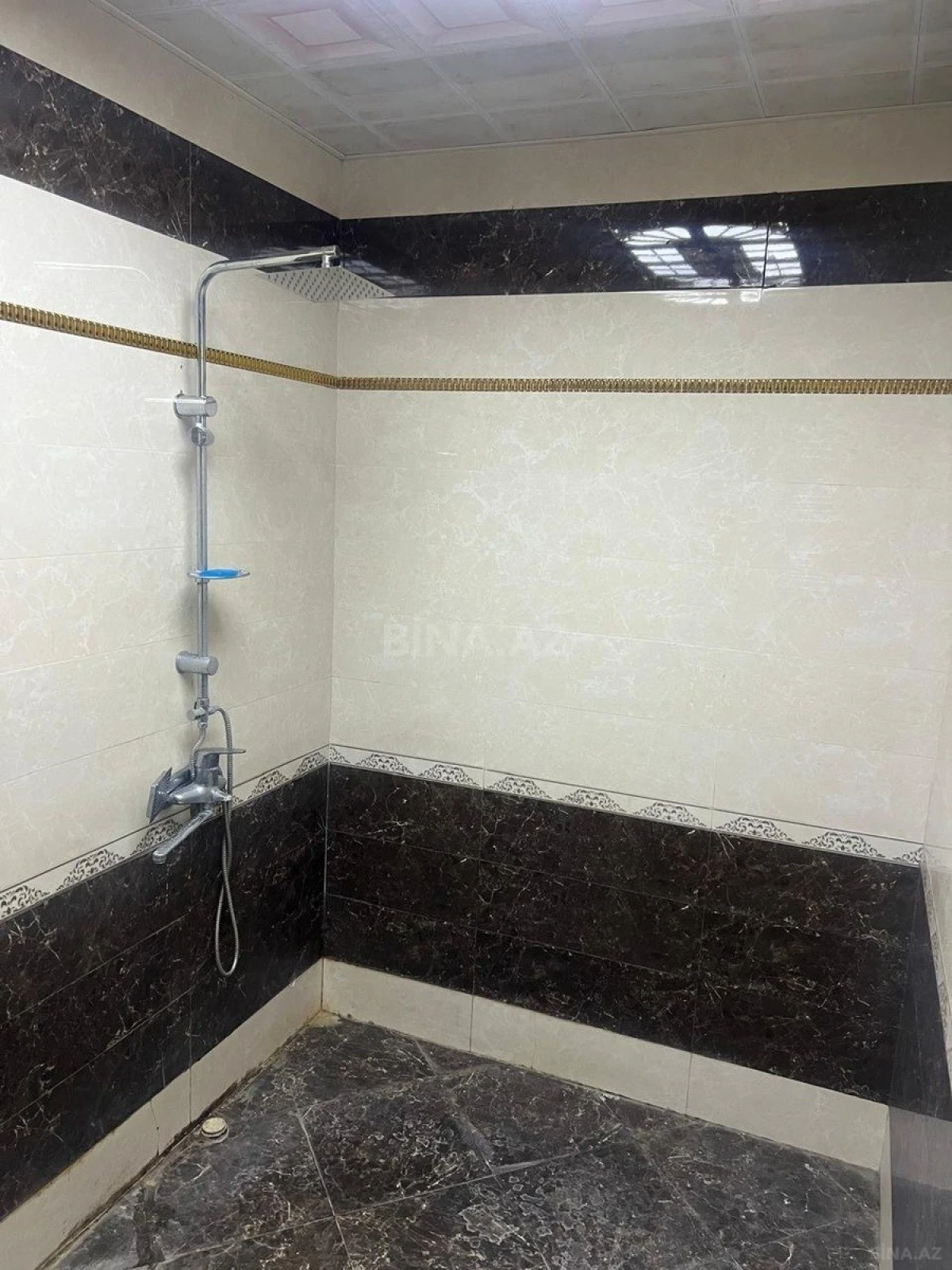 Kirayə verilir 3 otaqlı mənzil 115 m²