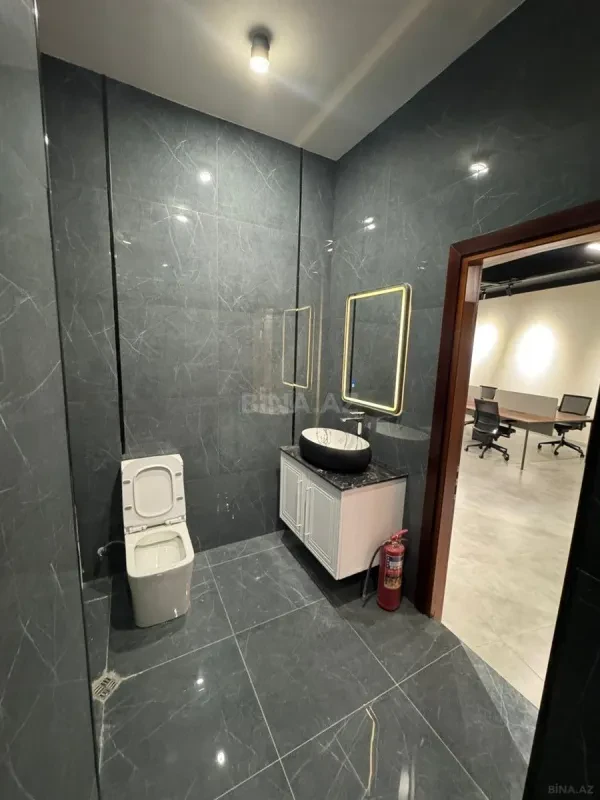 Kirayə verilir 5 otaqlı ofis 110 m²